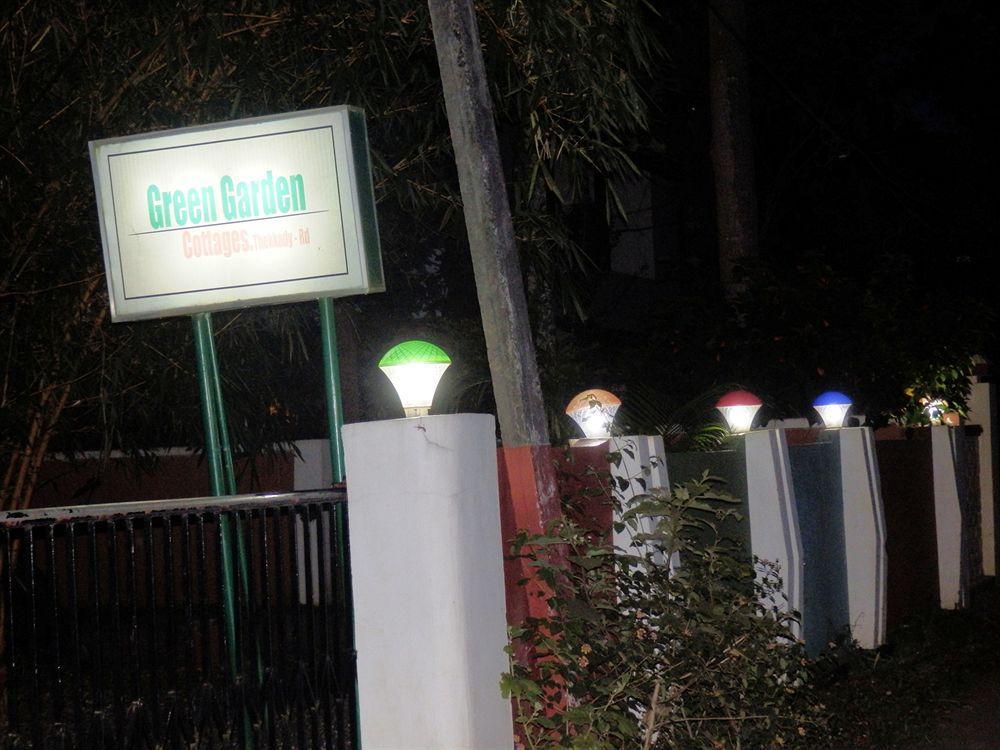 Green Garden Cottage Thekkady Exterior photo