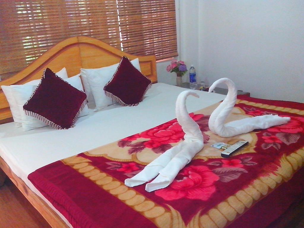 Green Garden Cottage Thekkady Room photo