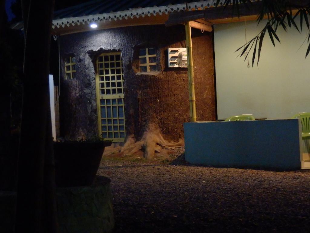 Green Garden Cottage Thekkady Exterior photo