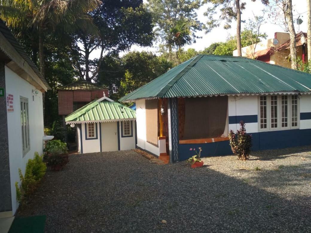 Green Garden Cottage Thekkady Exterior photo